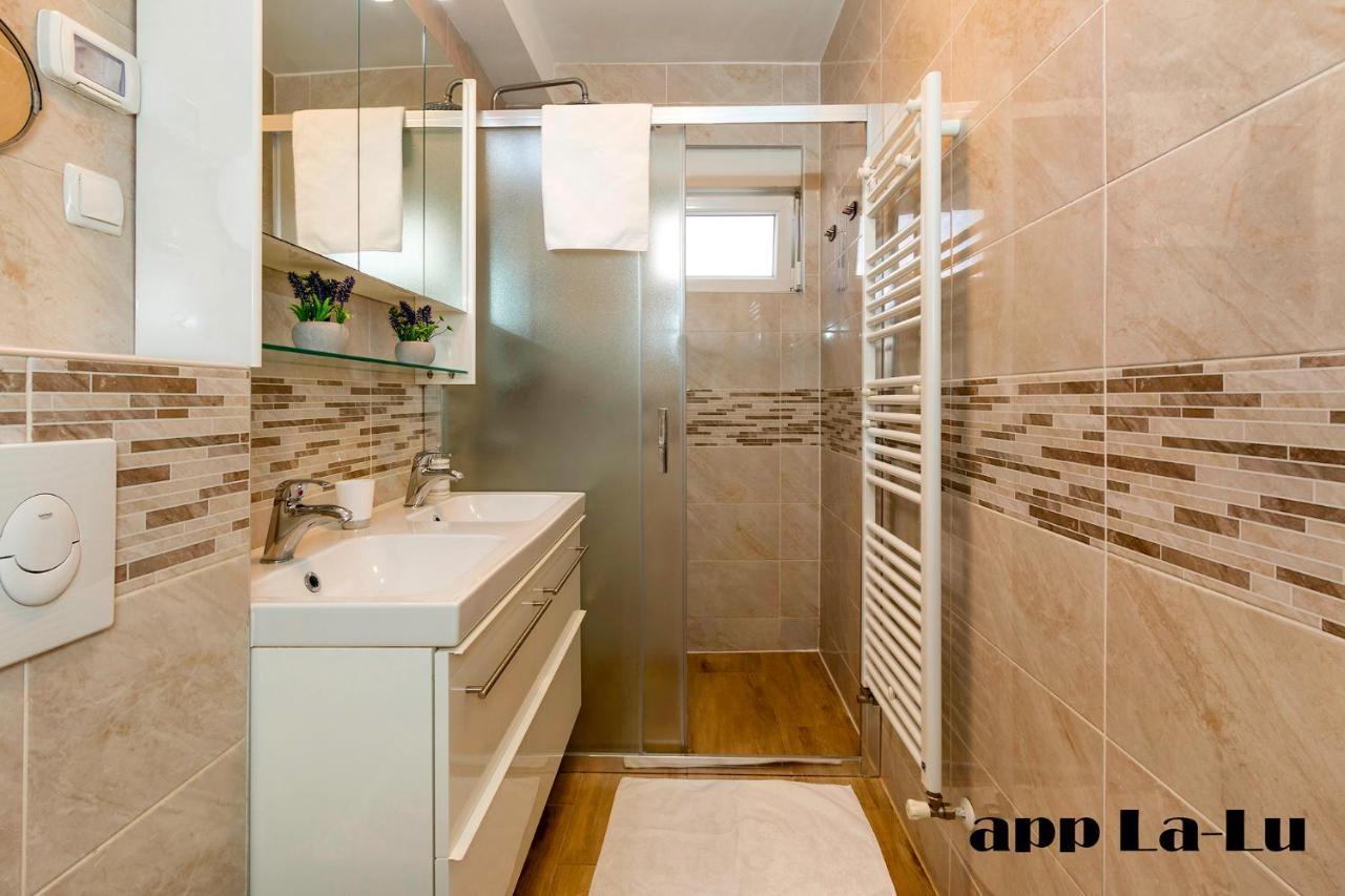 Pula Centar A1 Lalu - Free Garage Apartment Luaran gambar